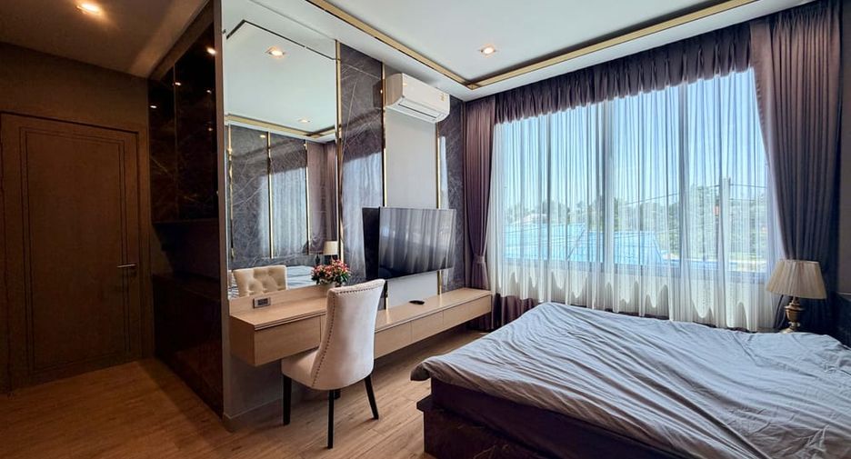For rent and for sale 4 bedrooms villa in Huay Yai, Pattaya