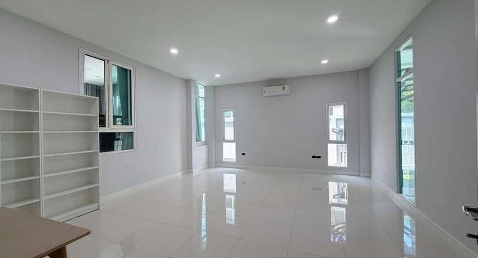 For rent 3 ベッドルーム house in Bang Lamung, Chonburi