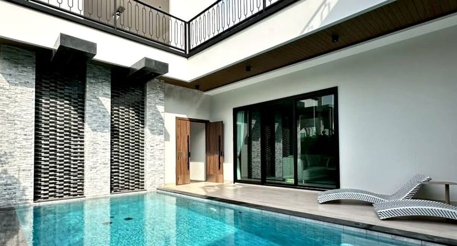 Villa en venta de 4 habitaciones en Bang Lamung, Chonburi