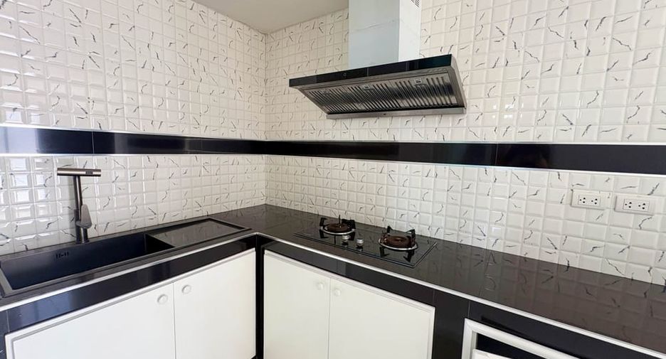 For rent 3 bedrooms house in Bang Lamung, Chonburi