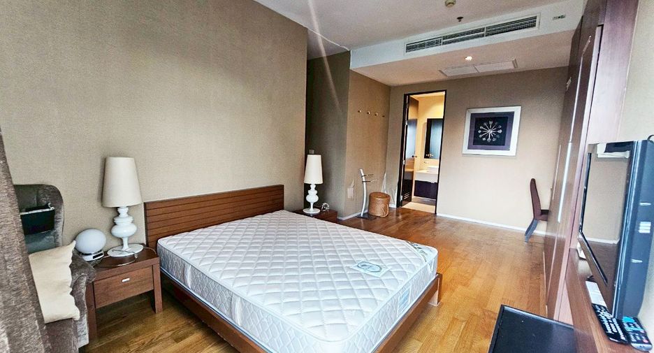 Condo en venta de 3 habitaciones en Khlong Toei, Bangkok