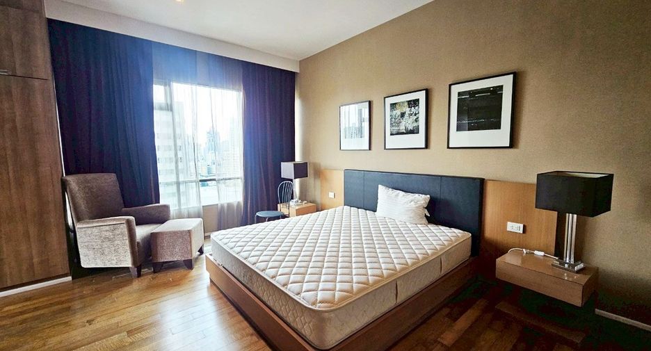 Condo en venta de 3 habitaciones en Khlong Toei, Bangkok