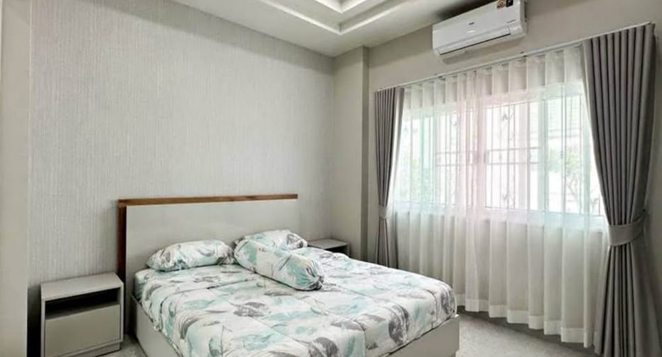 Haus zur Miete mit 3 Zimmer in Bang Lamung, Chonburi