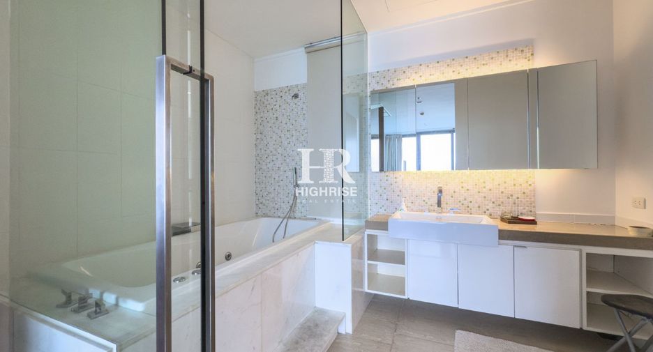 Condo en venta de 2 habitaciones en Bang Lamung, Chonburi