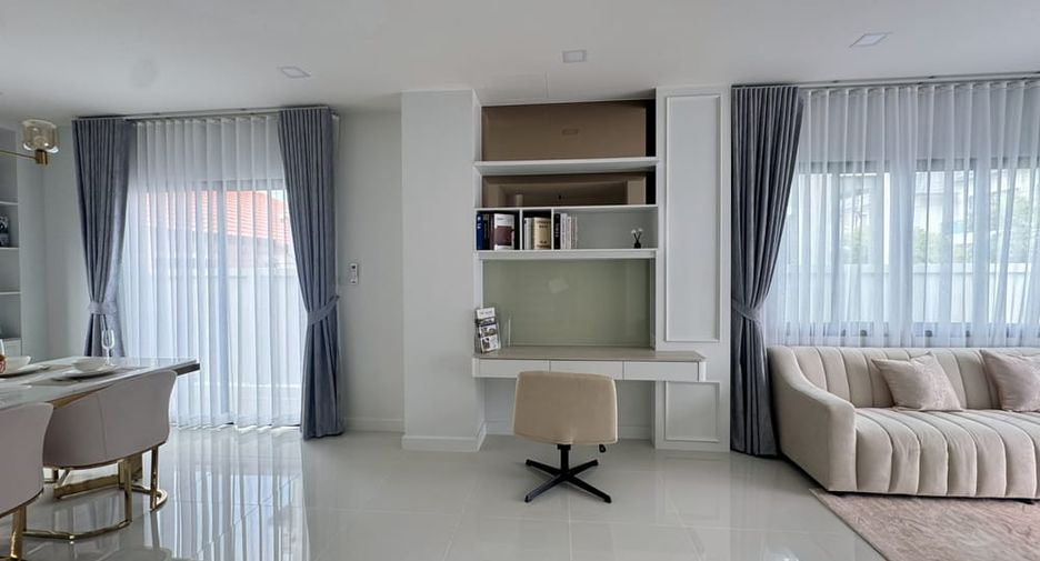 出售 3 卧室 独立屋 在 Bang Lamung, Chon Buri