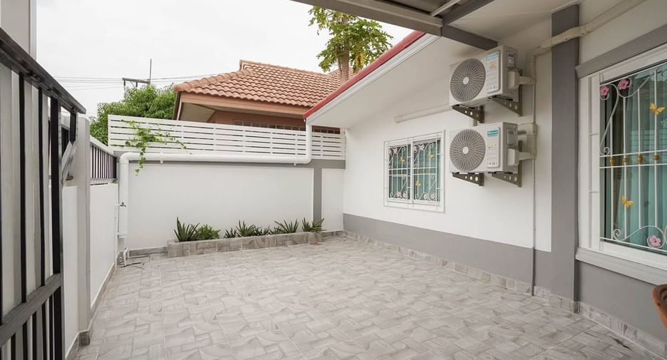 For sale 4 ベッドルーム house in Bang Lamung, Chonburi