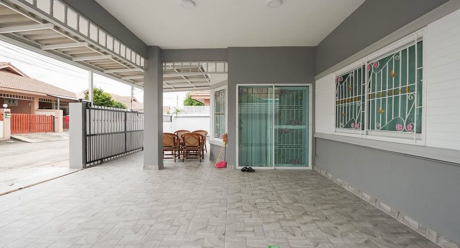 For sale 4 ベッドルーム house in Bang Lamung, Chonburi