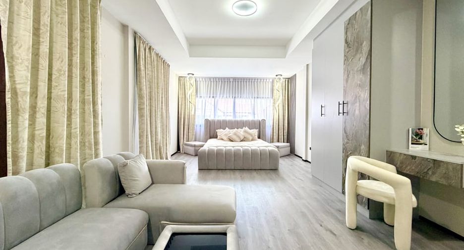 Villa zum Kauf mit 5 Zimmer in Bang Lamung, Chonburi
