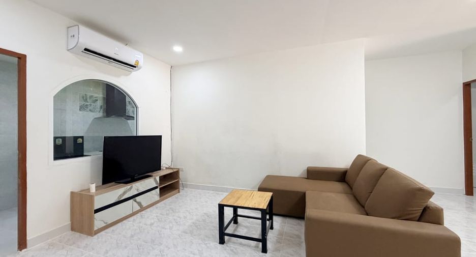 À louer 5 chambres maison à Bang Lamung, Chonburi