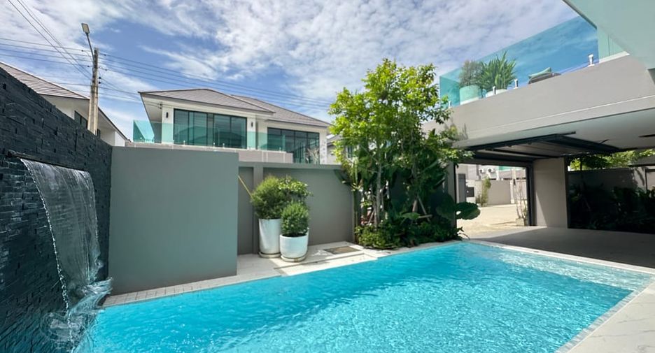 For sale 5 bedrooms villa in Bang Lamung, Chonburi