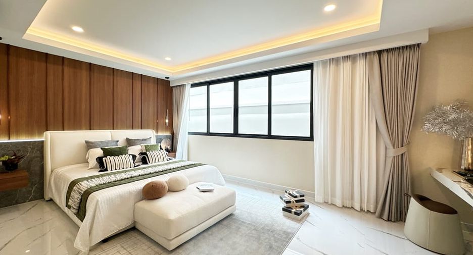 For sale 5 bedrooms villa in Bang Lamung, Chonburi