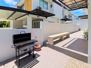 Casa en alquiler y en venta de 3 habitaciones en Bang Lamung, Chonburi