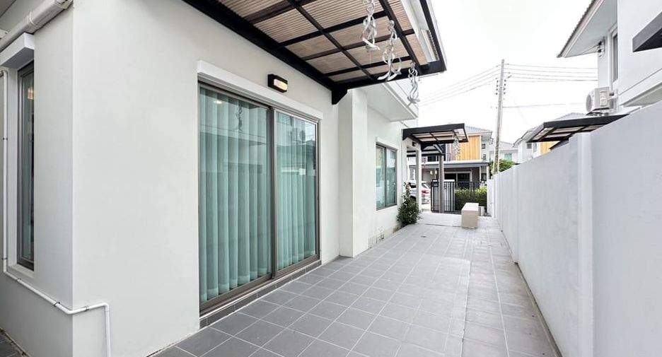 出租 和 出售 3 卧室 独立屋 在 Bang Lamung, Chon Buri