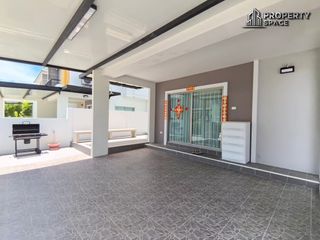 Casa en alquiler y en venta de 3 habitaciones en Bang Lamung, Chonburi