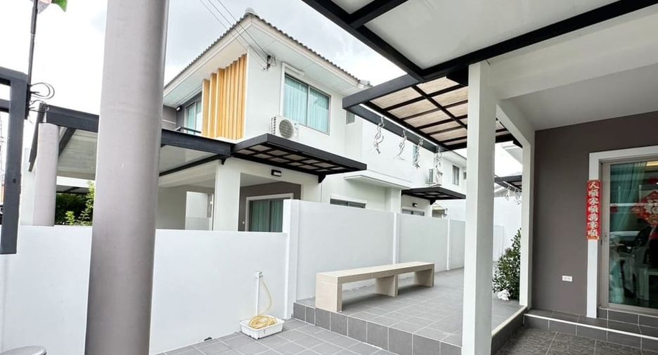 出租 和 出售 3 卧室 独立屋 在 Bang Lamung, Chon Buri