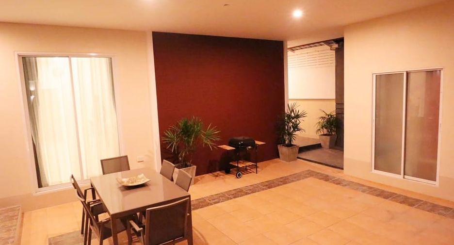 For rent and for sale 3 bedrooms villa in Huay Yai, Pattaya
