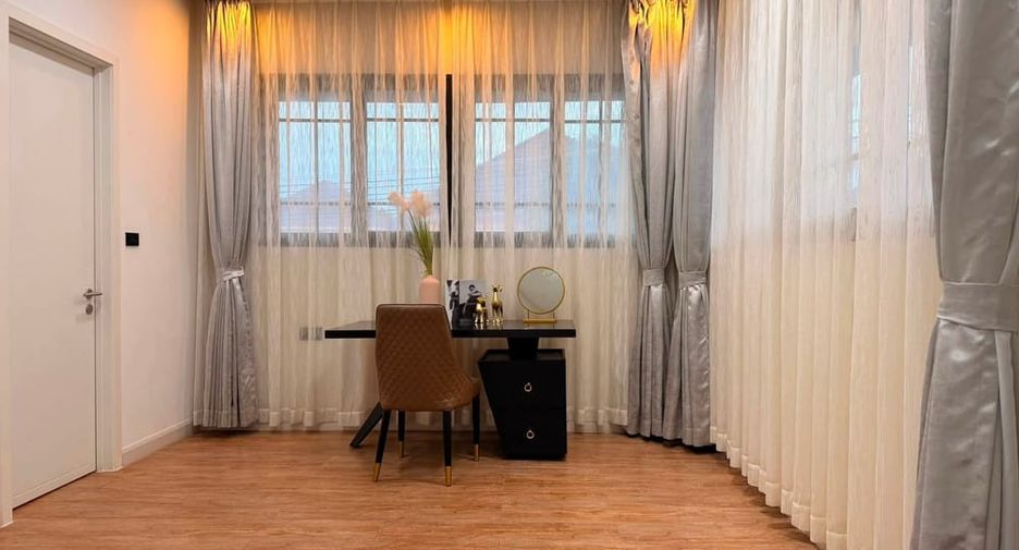 Villa zur Miete mit 5 Zimmer in Bang Lamung, Chonburi