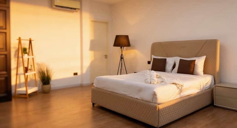 Villa zur Miete mit 5 Zimmer in Bang Lamung, Chonburi