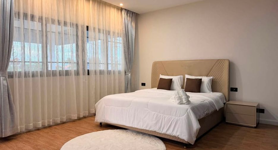 Villa zur Miete mit 5 Zimmer in Bang Lamung, Chonburi