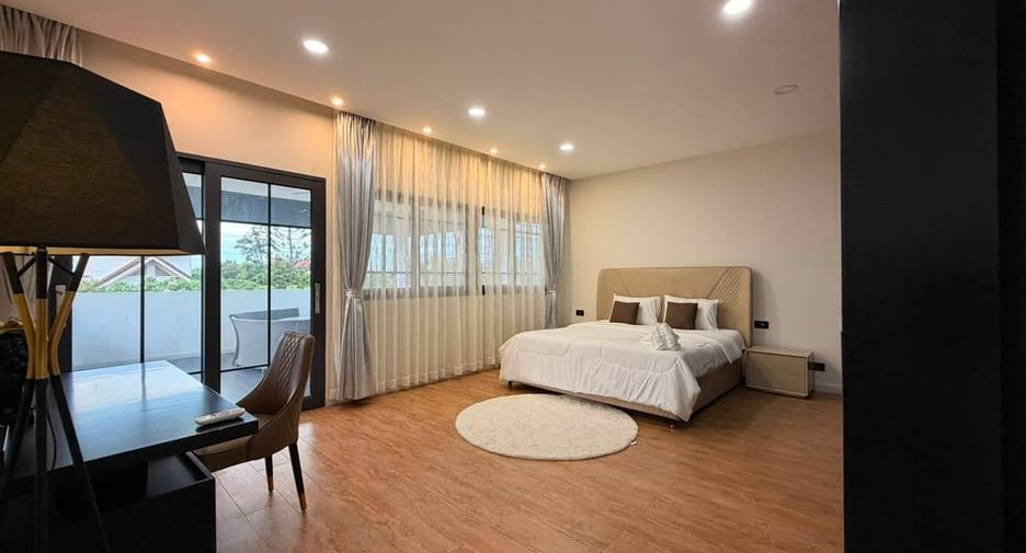 Villa zur Miete mit 5 Zimmer in Bang Lamung, Chonburi