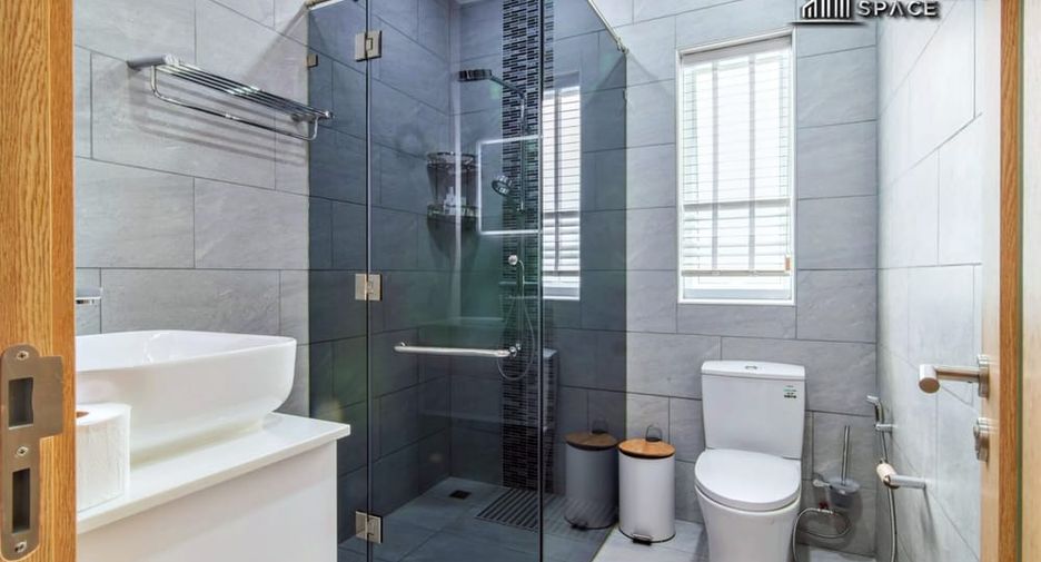 For sale 4 bedrooms villa in Bang Lamung, Chonburi