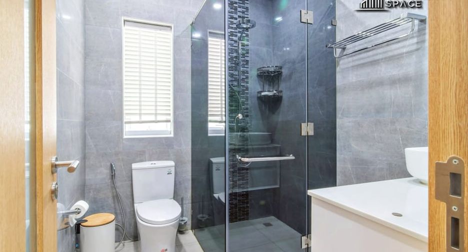 For sale 4 bedrooms villa in Bang Lamung, Chonburi