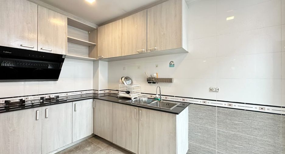 For rent 3 bedrooms house in Bang Lamung, Chonburi