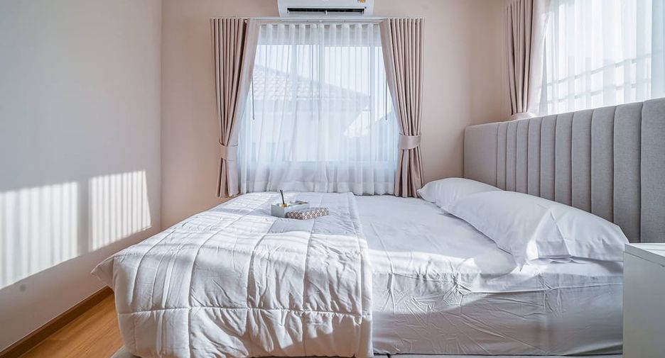 For sale 3 bedrooms villa in Bang Lamung, Chonburi