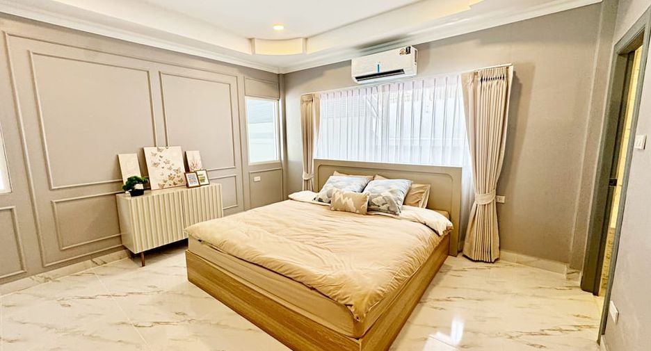 Villa zum Kauf mit 4 Zimmer in Bang Lamung, Chonburi