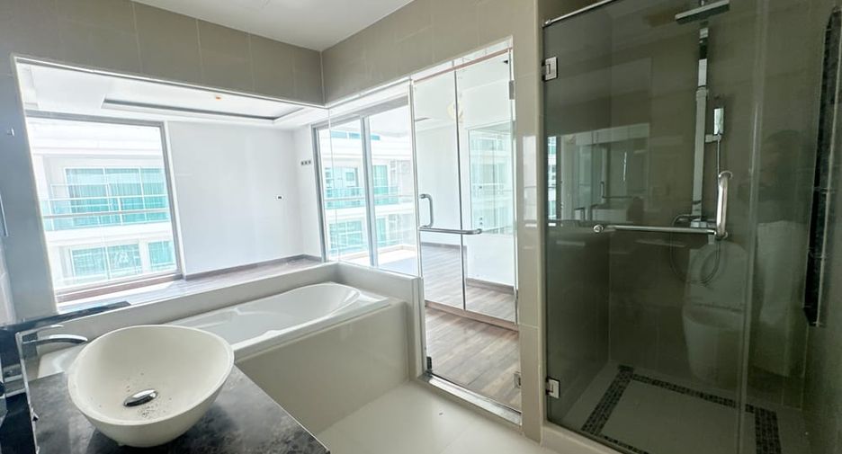 À vendre 2 chambres condo à Bang Lamung, Chonburi