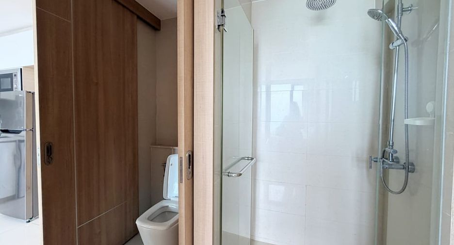 Condo en alquiler de 1 habitaciones en Bang Lamung, Chonburi