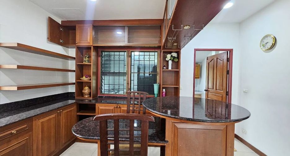 Villa zur Miete mit 3 Zimmer in Bang Lamung, Chonburi