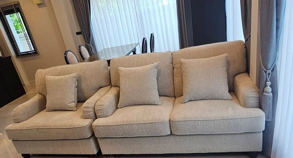 For sale 4 ベッドルーム house in Bang Lamung, Chonburi