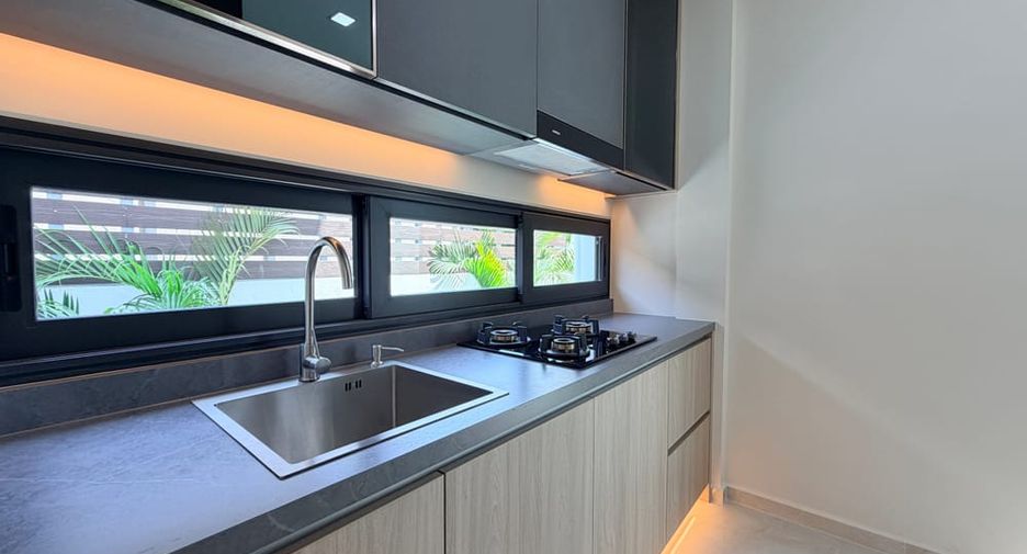 Villa zum Kauf mit 5 Zimmer in Bang Lamung, Chonburi
