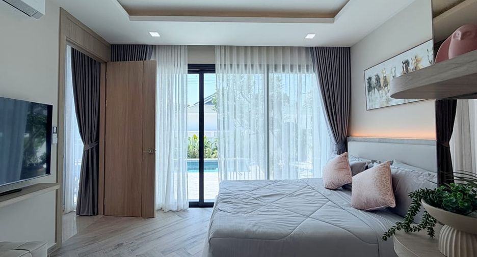 Villa zum Kauf mit 5 Zimmer in Bang Lamung, Chonburi