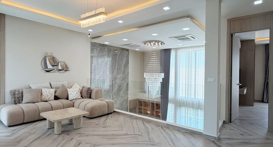 Villa zum Kauf mit 5 Zimmer in Bang Lamung, Chonburi