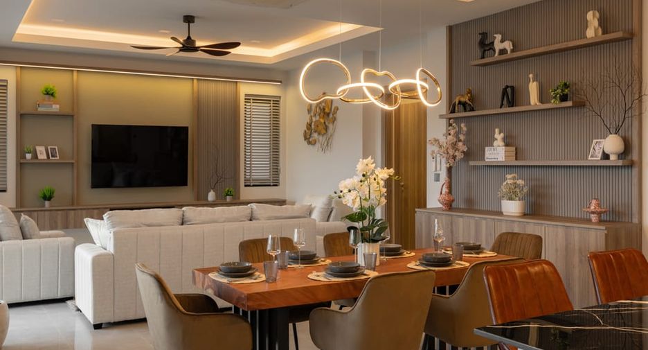 For sale 3 bedrooms villa in Bang Lamung, Chonburi