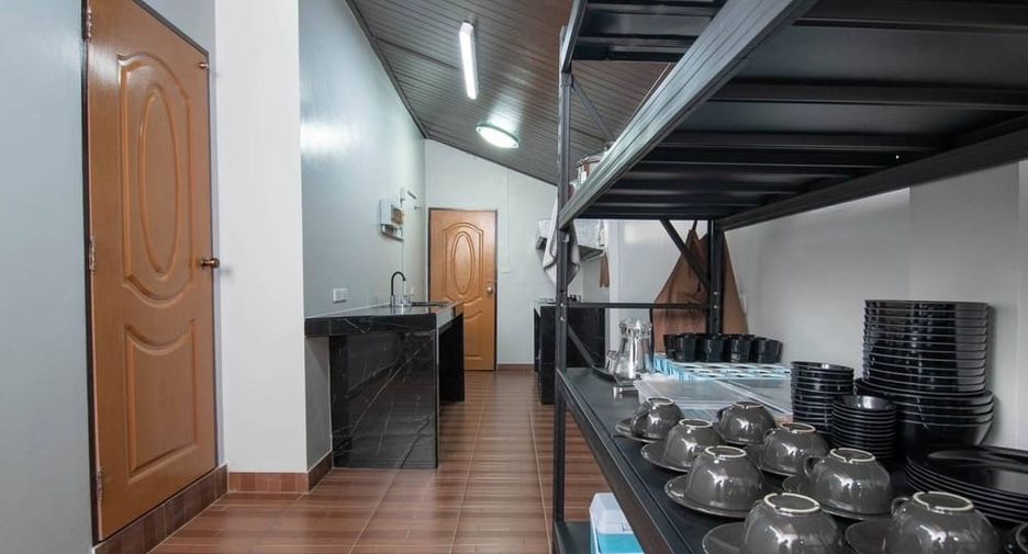Villa zur Miete mit 6 Zimmer in Bang Lamung, Chonburi