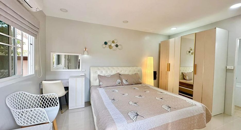 Villa zur Miete mit 6 Zimmer in Bang Lamung, Chonburi