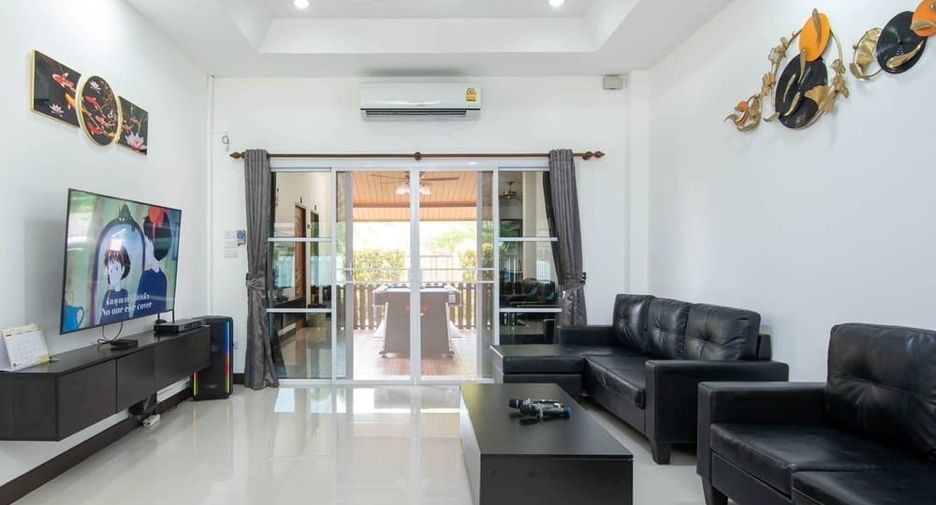 Villa zur Miete mit 6 Zimmer in Bang Lamung, Chonburi
