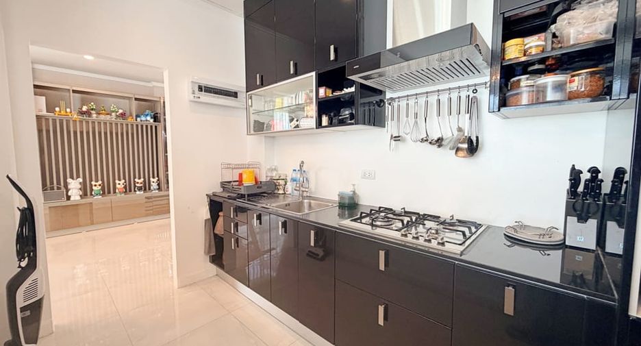 À vendre 3 chambres maison à Bang Lamung, Chonburi