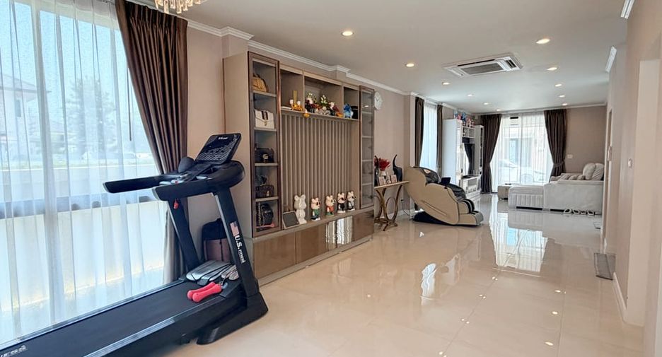 À vendre 3 chambres maison à Bang Lamung, Chonburi