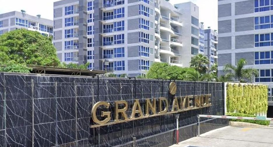 For sale 2 bedrooms condo in Bang Lamung, Chonburi