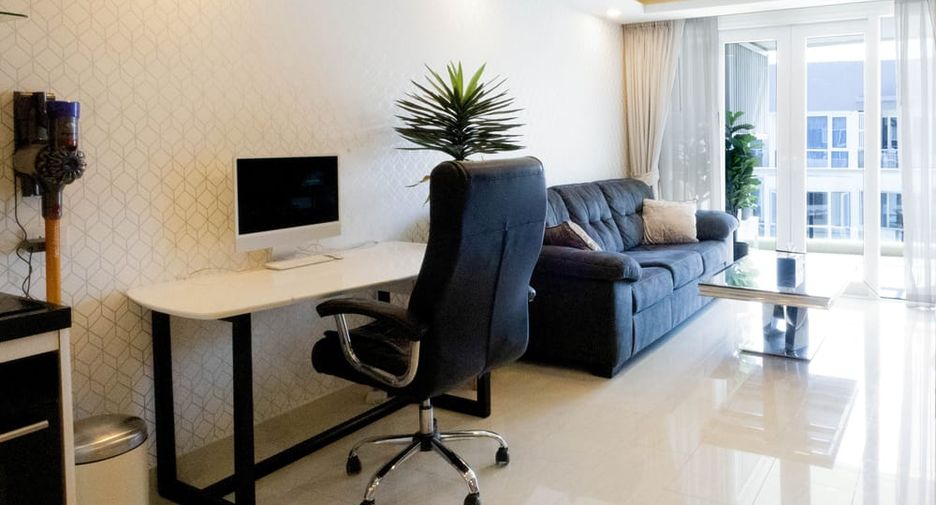 For sale 2 bedrooms condo in Bang Lamung, Chonburi