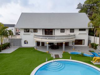 Villa zur Miete mit 5 Zimmer in Bang Lamung, Chonburi