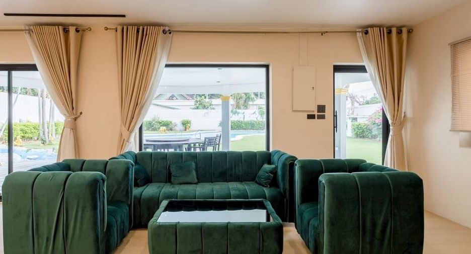 Villa zur Miete mit 5 Zimmer in Bang Lamung, Chonburi