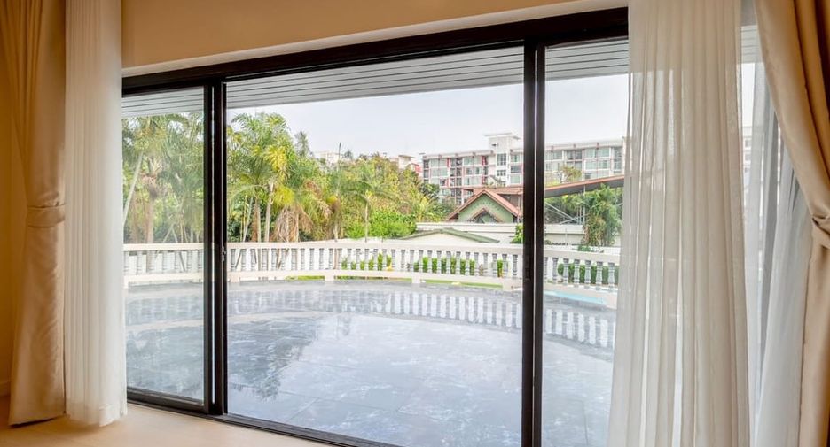 Villa zur Miete mit 5 Zimmer in Bang Lamung, Chonburi