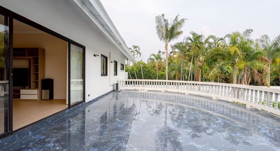 Villa zur Miete mit 5 Zimmer in Bang Lamung, Chonburi
