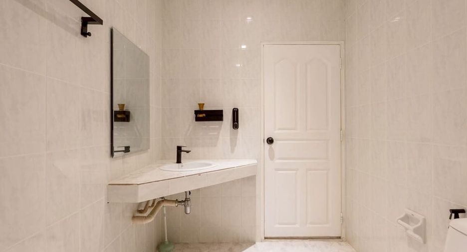 Villa zur Miete mit 5 Zimmer in Bang Lamung, Chonburi