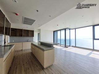 For sale 3 bedrooms condo in Bang Lamung, Chonburi